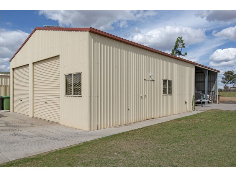 26 Wellington Street, Wyreema QLD 4352