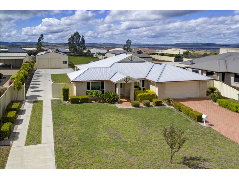 26 Wellington Street, Wyreema QLD 4352
