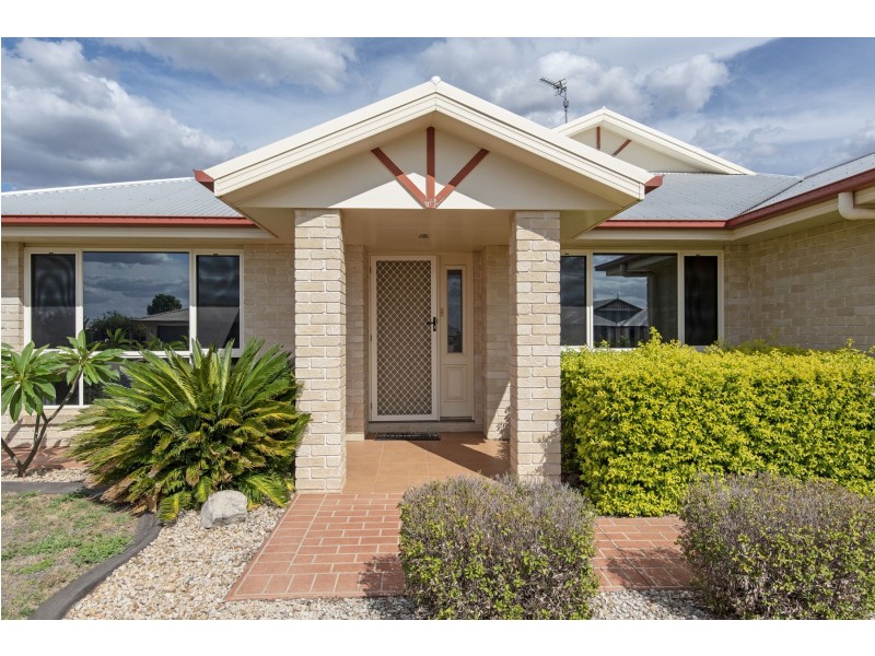 26 Wellington Street, Wyreema QLD 4352