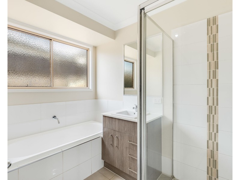 7 Grace View Street, Darling Heights QLD 4350