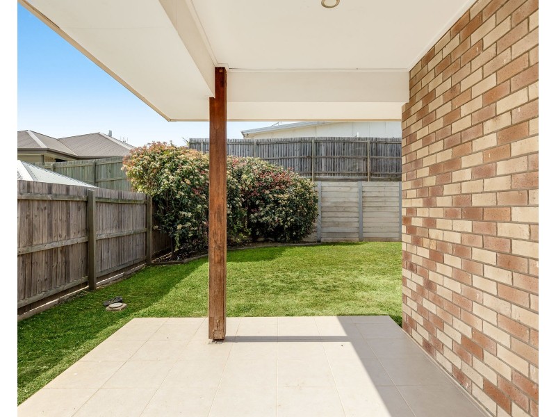 7 Grace View Street, Darling Heights QLD 4350