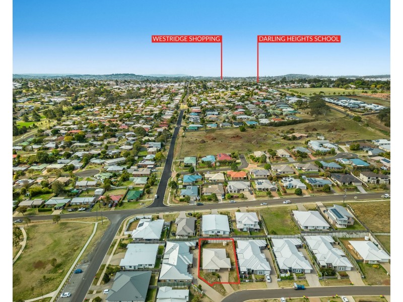 7 Grace View Street, Darling Heights QLD 4350
