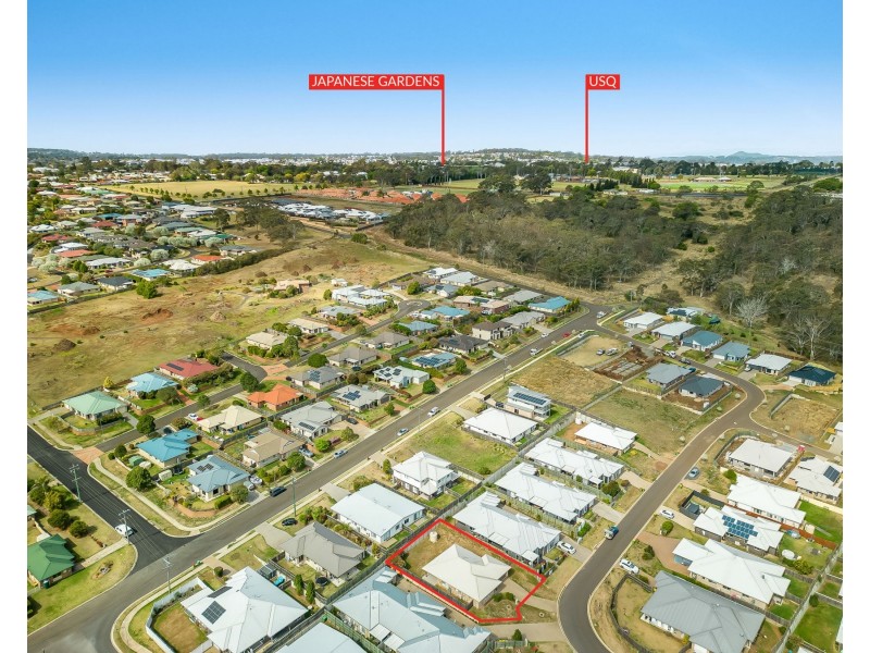7 Grace View Street, Darling Heights QLD 4350