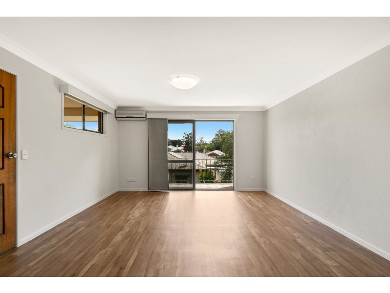 9/14 Mirle Street, Newtown QLD 4350