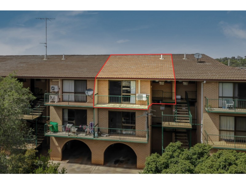 9/14 Mirle Street, Newtown QLD 4350