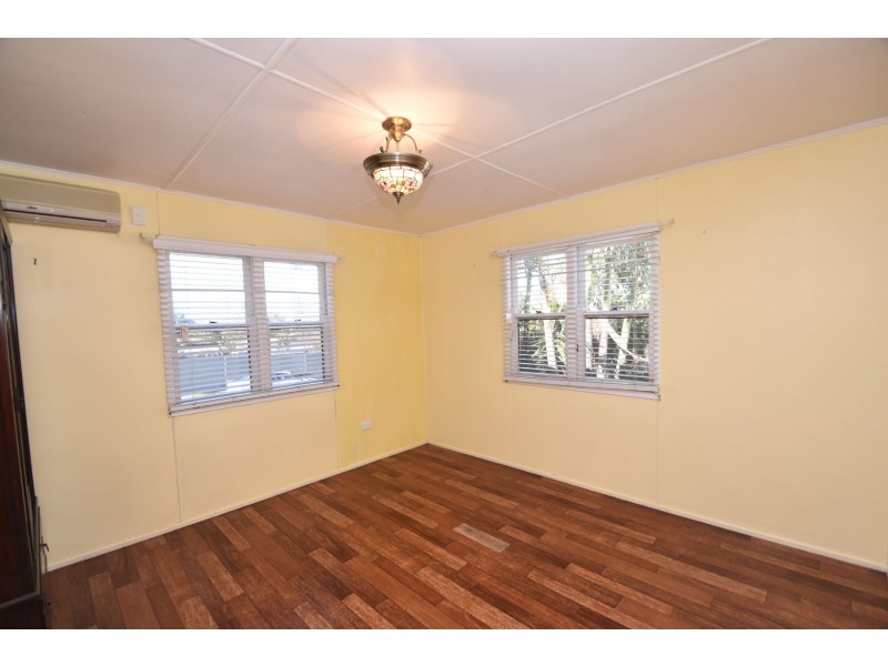 5 Greyfriars Street, Rockville QLD 4350