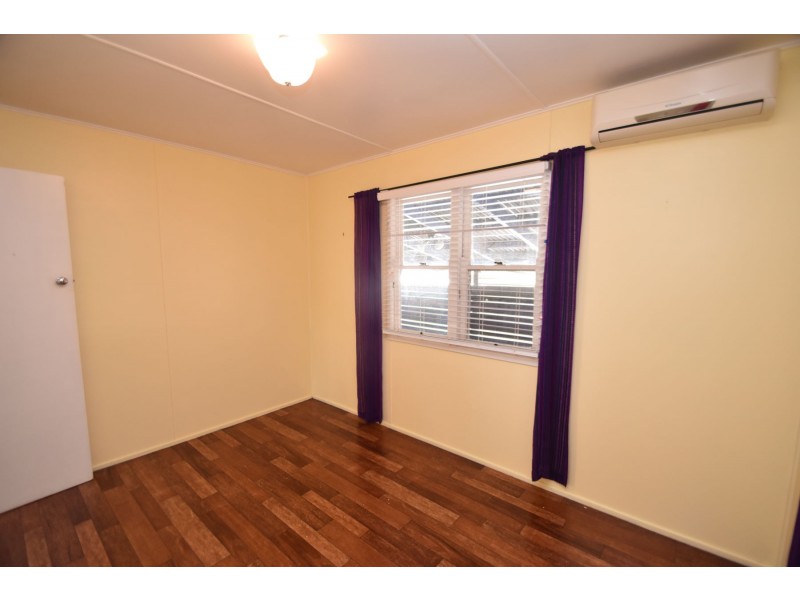 5 Greyfriars Street, Rockville QLD 4350