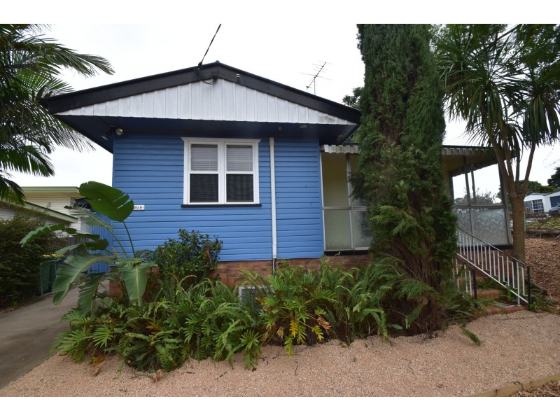 5 Greyfriars Street, Rockville QLD 4350