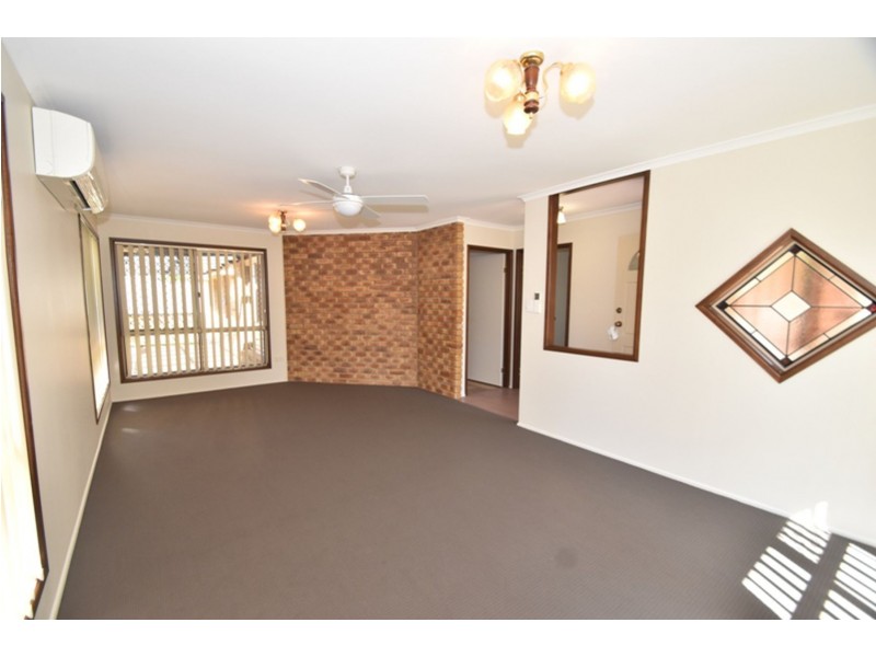 9 Dalzell Crescent, Darling Heights QLD 4350