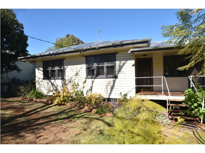 1/16 Boland Street, North Toowoomba QLD 4350