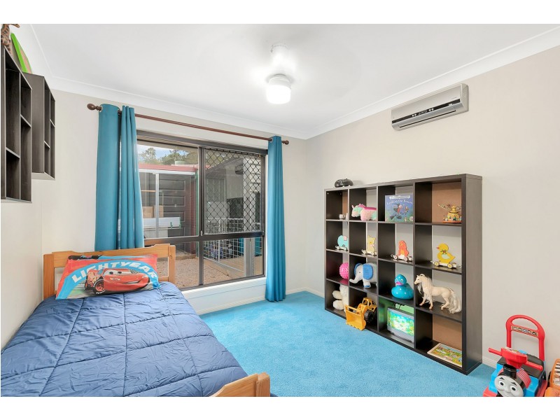 20 Dolleys Road, Withcott QLD 4352