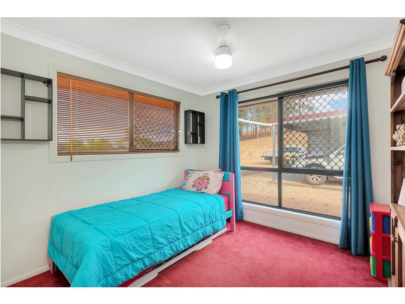 20 Dolleys Road, Withcott QLD 4352