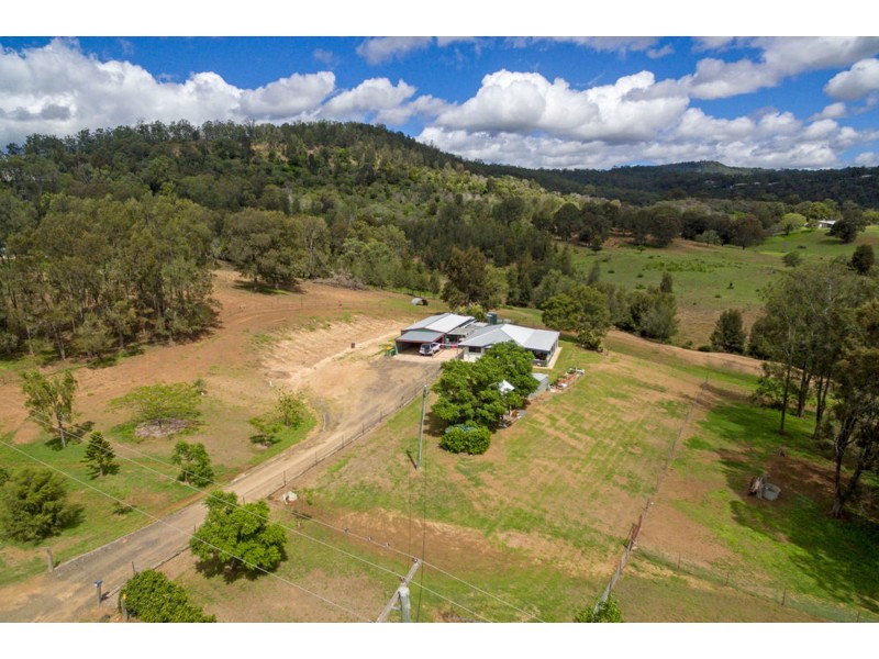 20 Dolleys Road, Withcott QLD 4352