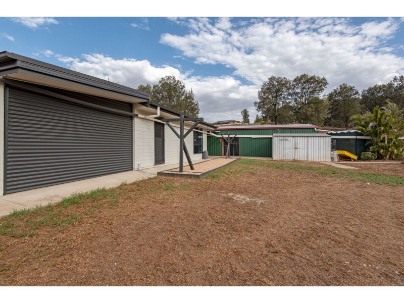 20 Dolleys Road, Withcott QLD 4352