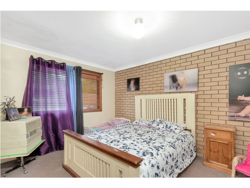 1 & 2/208 Tor Street, Rockville QLD 4350