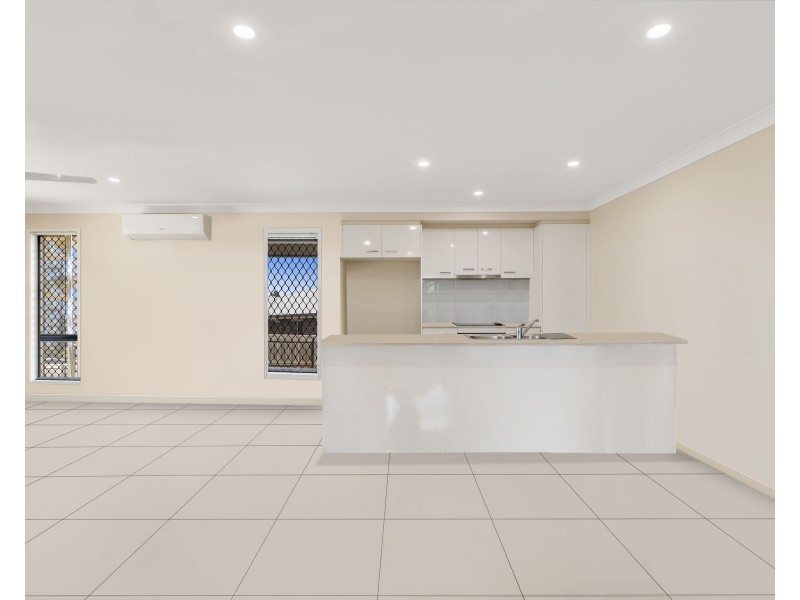22 Weebah Place, Cambooya QLD 4358