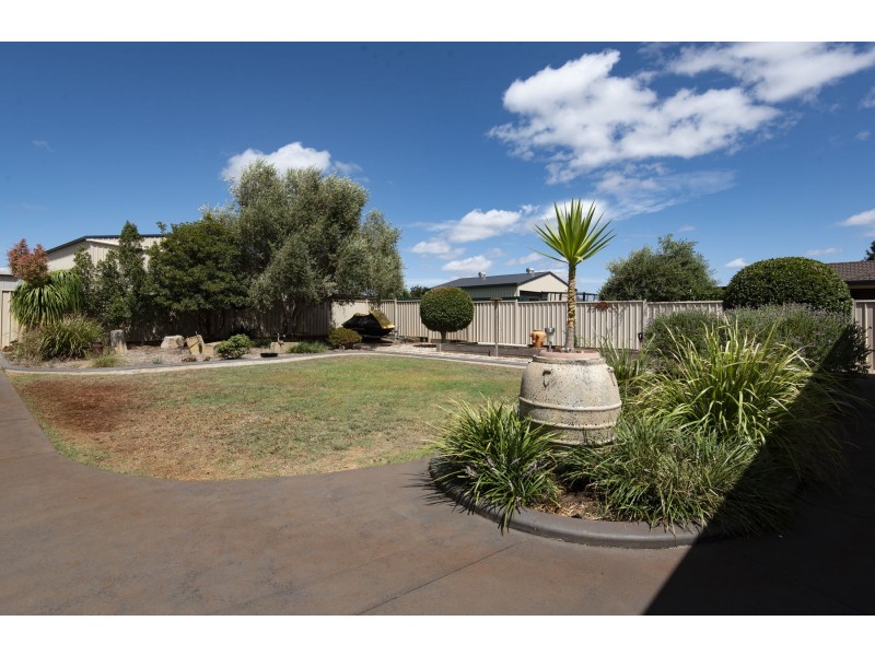 35 Polzin Road, Highfields QLD 4352