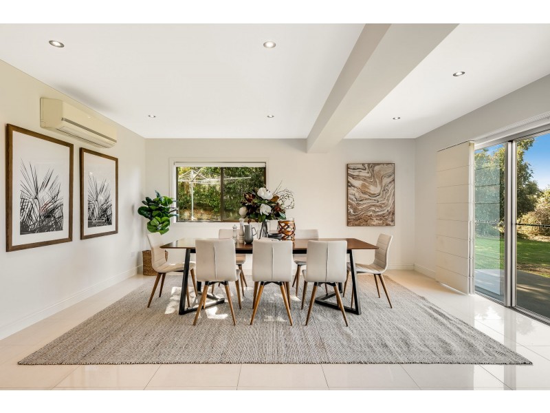 36 Skyline Drive, Blue Mountain Heights QLD 4350