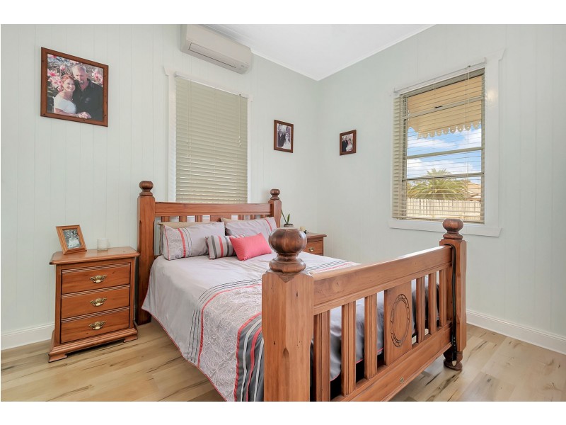 4 Hartwig Street, Goombungee QLD 4354