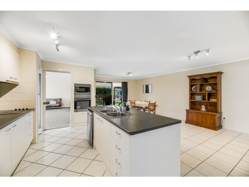 3 Eric Court, Cambooya QLD 4358