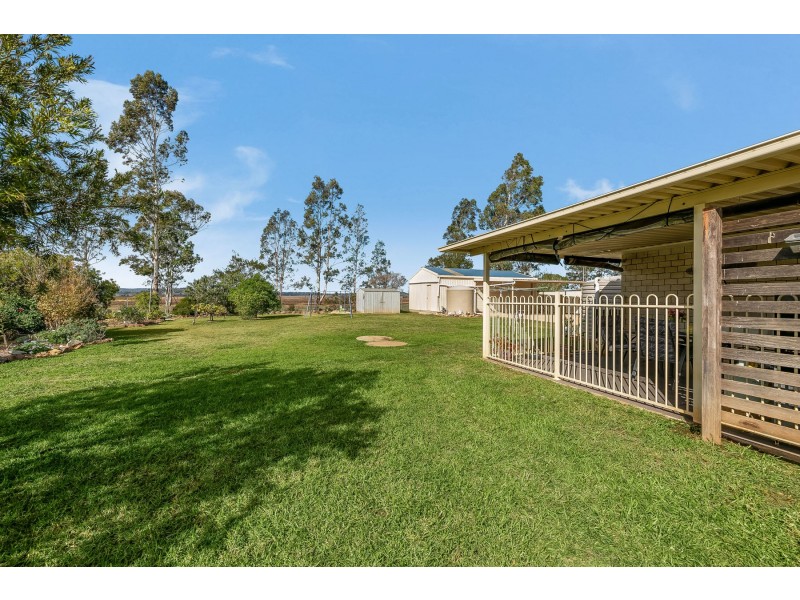 3 Eric Court, Cambooya QLD 4358
