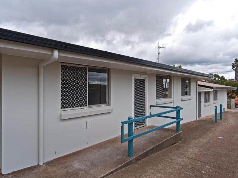 2/20 Swallow Court, Newtown QLD 4350