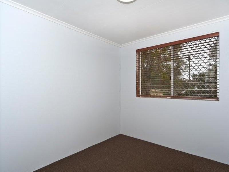 2/20 Swallow Court, Newtown QLD 4350