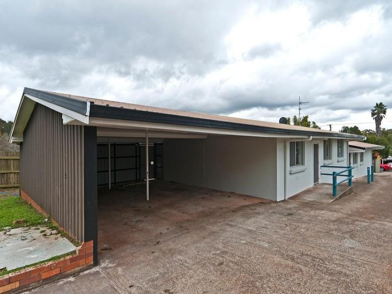2/20 Swallow Court, Newtown QLD 4350