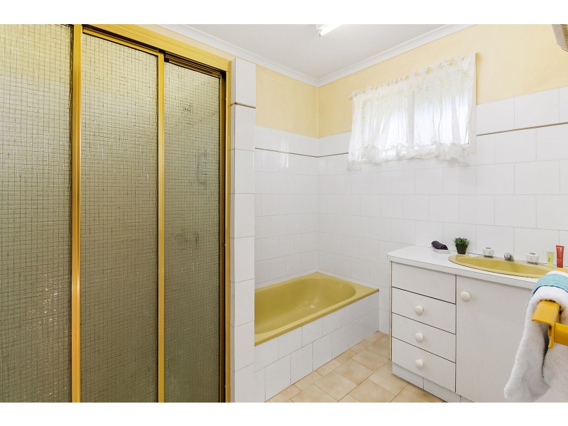 35 Paradise Street, Harristown QLD 4350