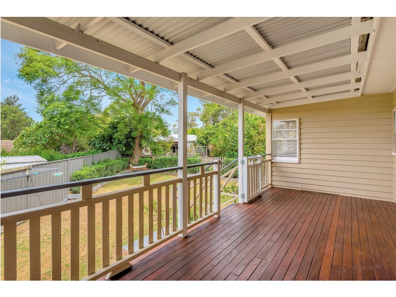 20 Leichhardt Street, Centenary Heights QLD 4350