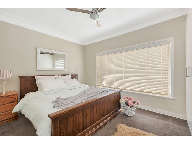 20 Leichhardt Street, Centenary Heights QLD 4350