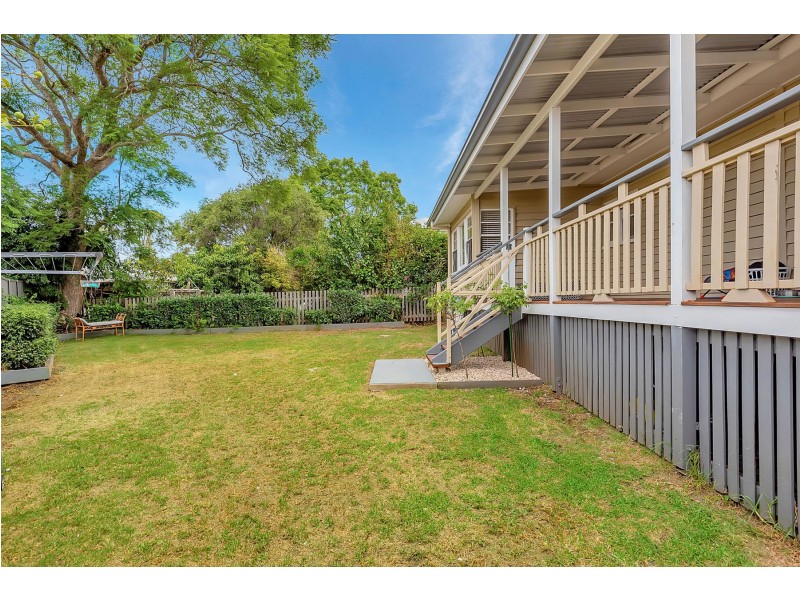 20 Leichhardt Street, Centenary Heights QLD 4350
