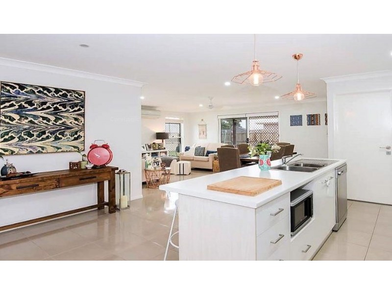 20 Esmeralda Street, Cambooya QLD 4358