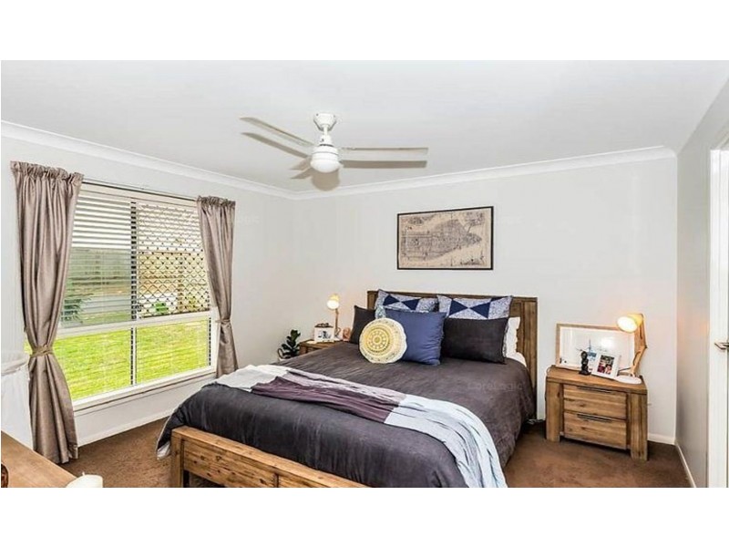 20 Esmeralda Street, Cambooya QLD 4358