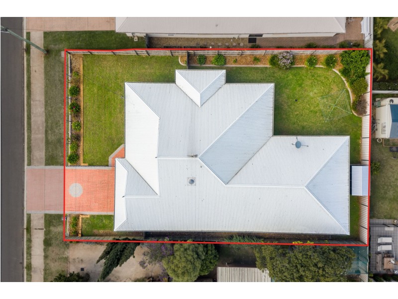 142 Spring Street, Middle Ridge QLD 4350