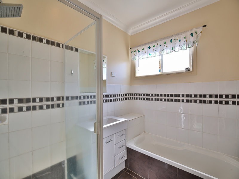 12 Parkinson Street, South Toowoomba QLD 4350