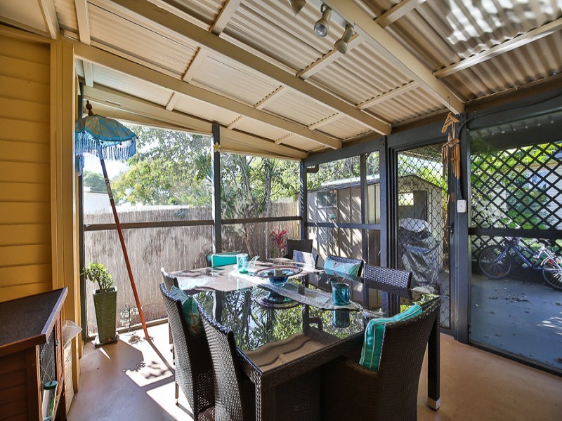 12 Parkinson Street, South Toowoomba QLD 4350