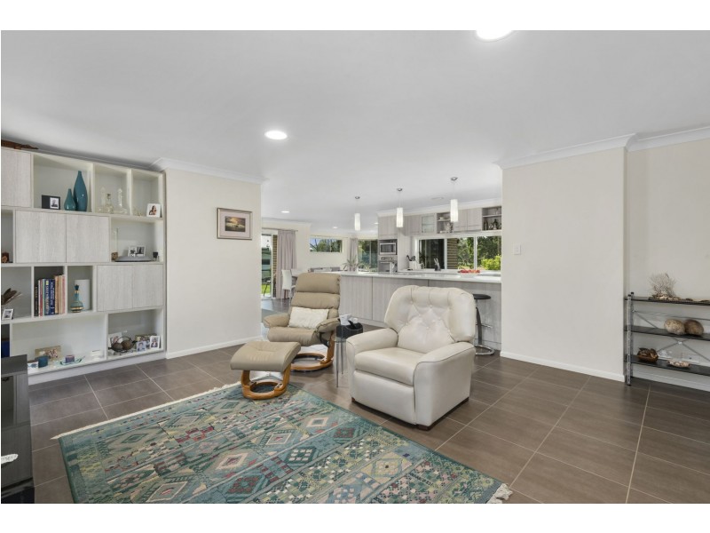 30 East Side Road, Crows Nest QLD 4355