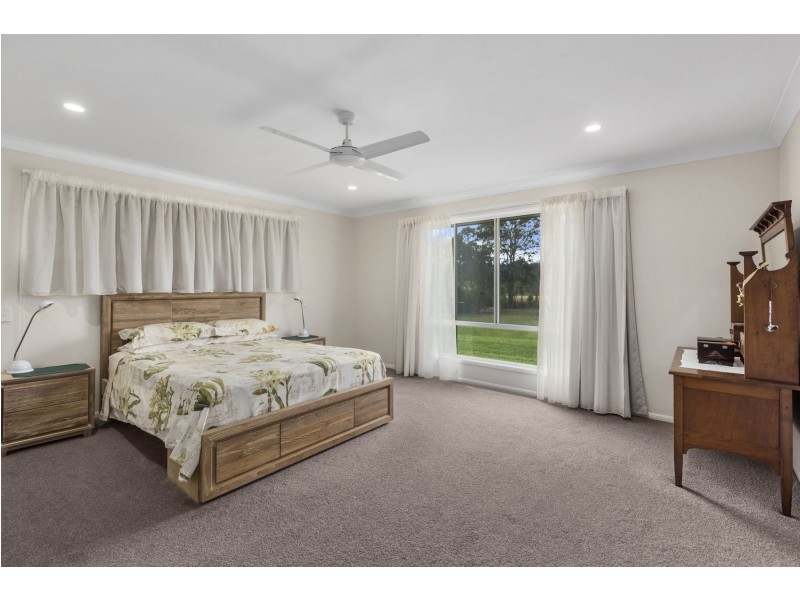 30 East Side Road, Crows Nest QLD 4355