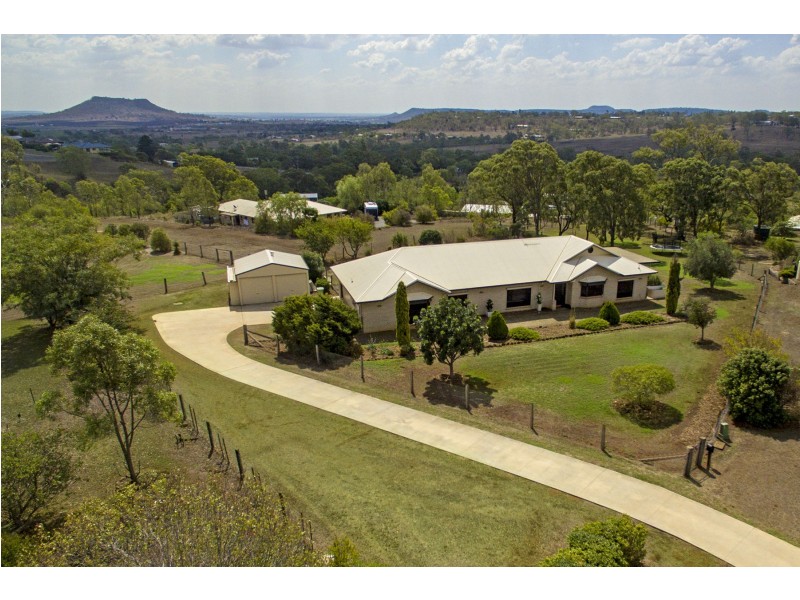 4 Roseburn Court, Torrington QLD 4350
