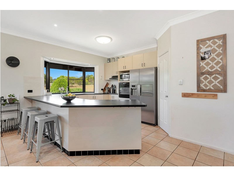 4 Roseburn Court, Torrington QLD 4350