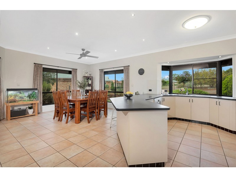 4 Roseburn Court, Torrington QLD 4350