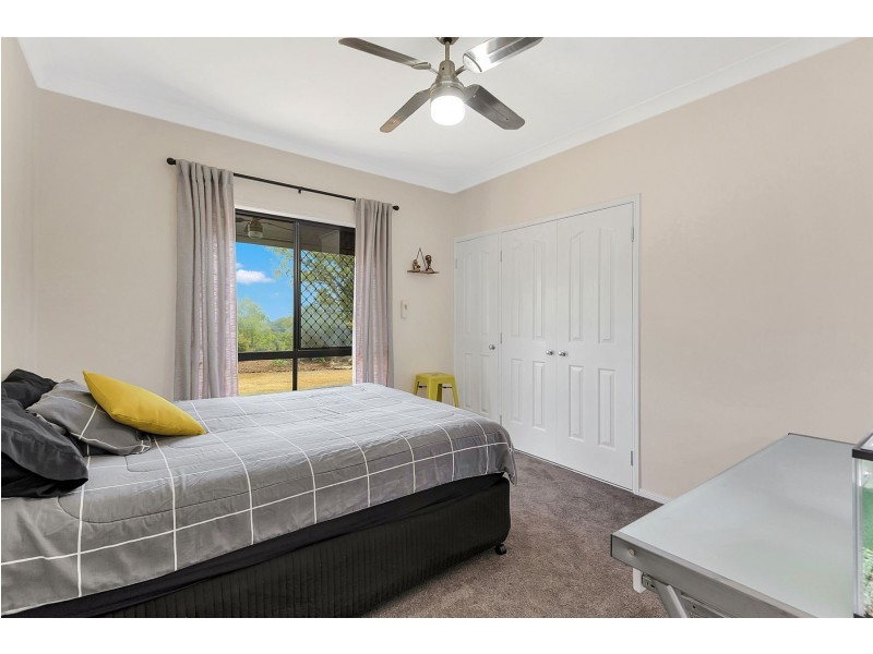 4 Roseburn Court, Torrington QLD 4350