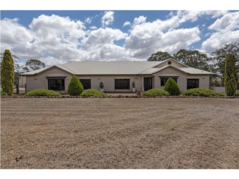 4 Roseburn Court, Torrington QLD 4350