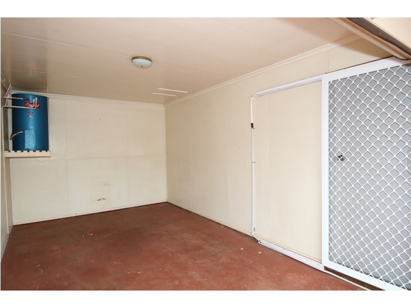 2/24 Warwick Street, Harristown QLD 4350