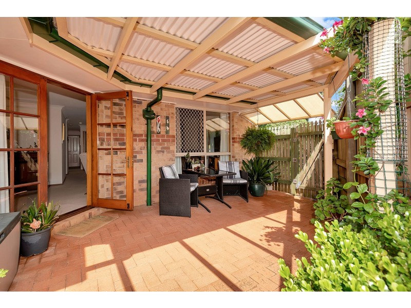 2/2 Stockton Court, Centenary Heights QLD 4350