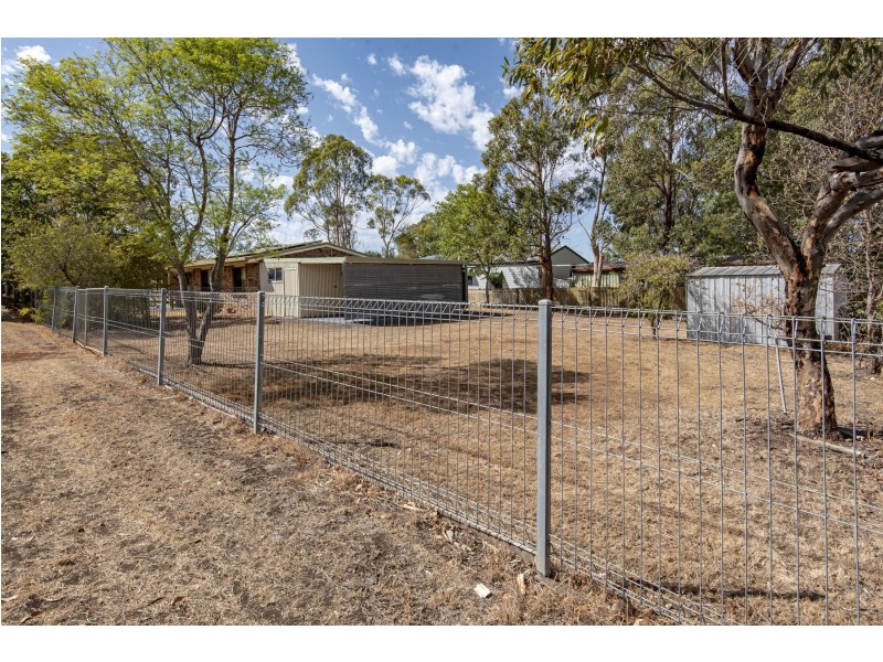 18 Balfour Street, Wyreema QLD 4352