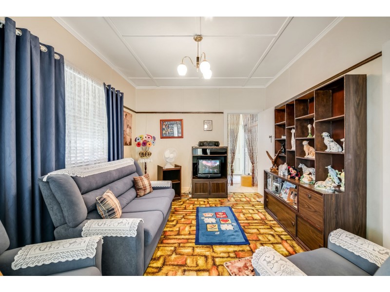 28 Underwood Crescent, Harristown QLD 4350