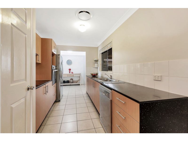 29 Wareena Crescent, Glenvale QLD 4350