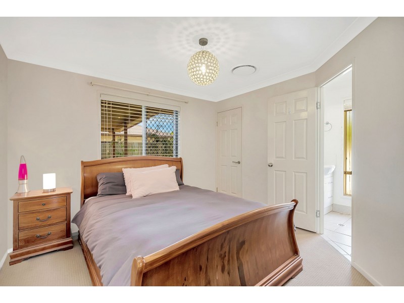 29 Wareena Crescent, Glenvale QLD 4350